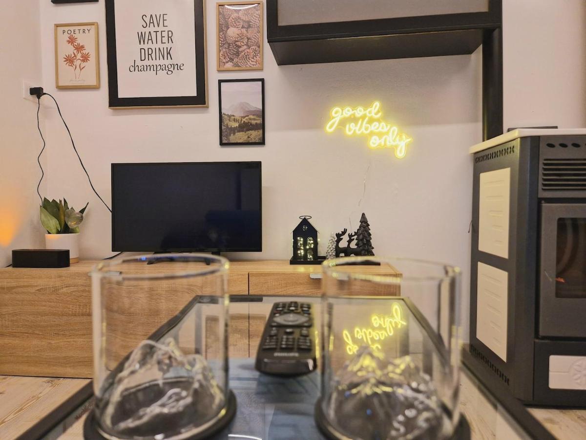 White Paradise - In Centro Ad Appartamento *